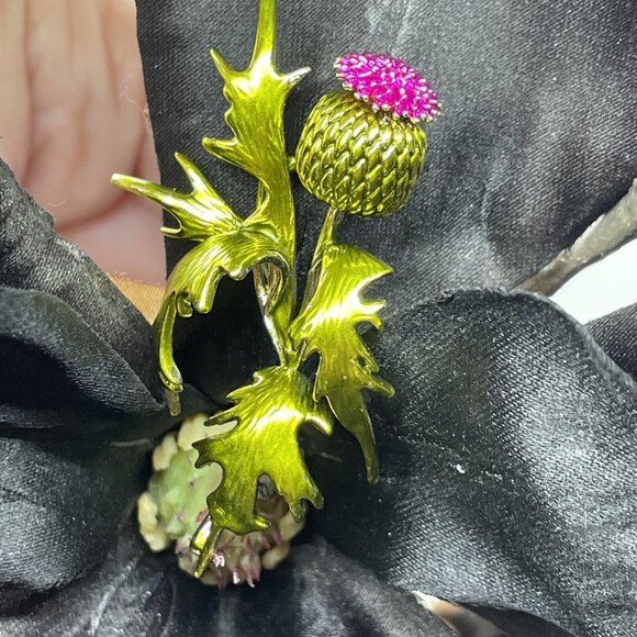 Thistle Pin Gold Flower Scotland Classic Brooch Hat Pin Scarf jewelry Purple - Picture 9 of 16